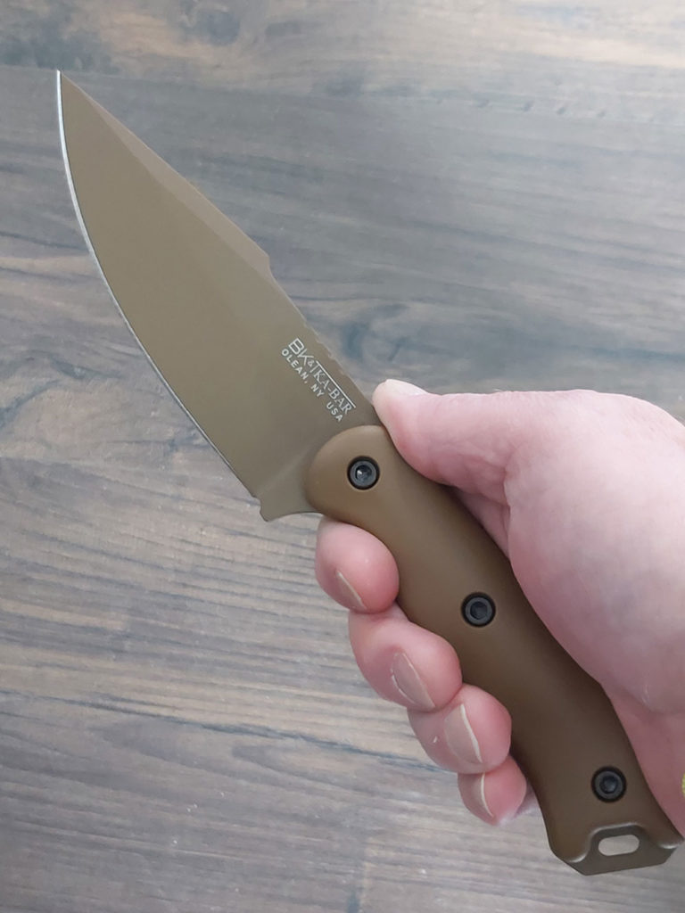 KA-BAR BK18 Becker Harpoon in the hand