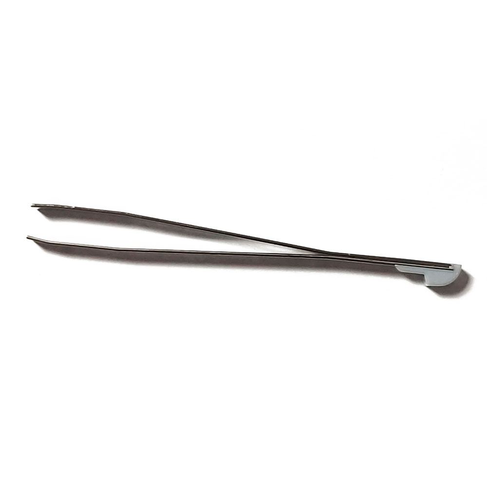 Victorinox Nail Clip 580 tweezers