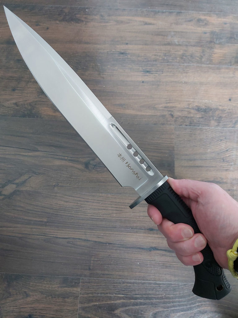 United Cutlery Honshu Toothpick in the hand United Cutlery Honshu Toothpick in the hand
