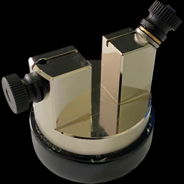 Edge On Up Test Media Fixture