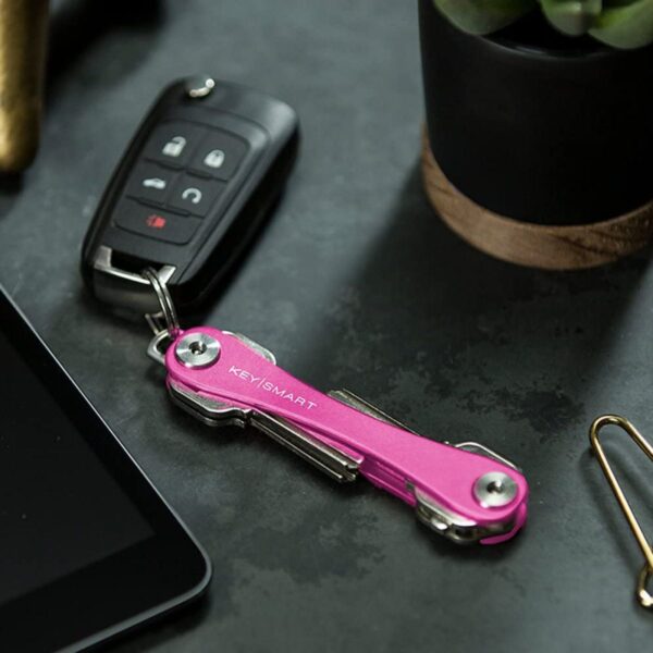KeySmart Aluminum Compact Key Organiser (2-8 Keys, Pink) - Image 6