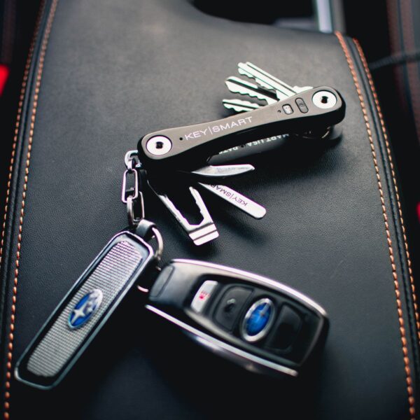 KeySmart Pro w/ Tile Smart Location - Image 7