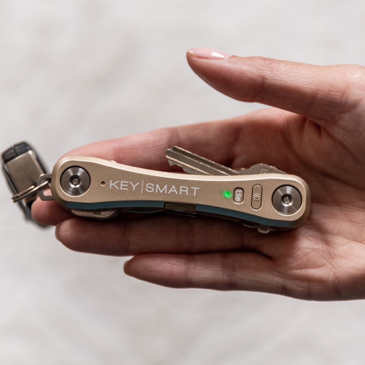 KeySmart Pro Compact Key Holder with Tile Smart Location Up to 10 Keys Gold Blades