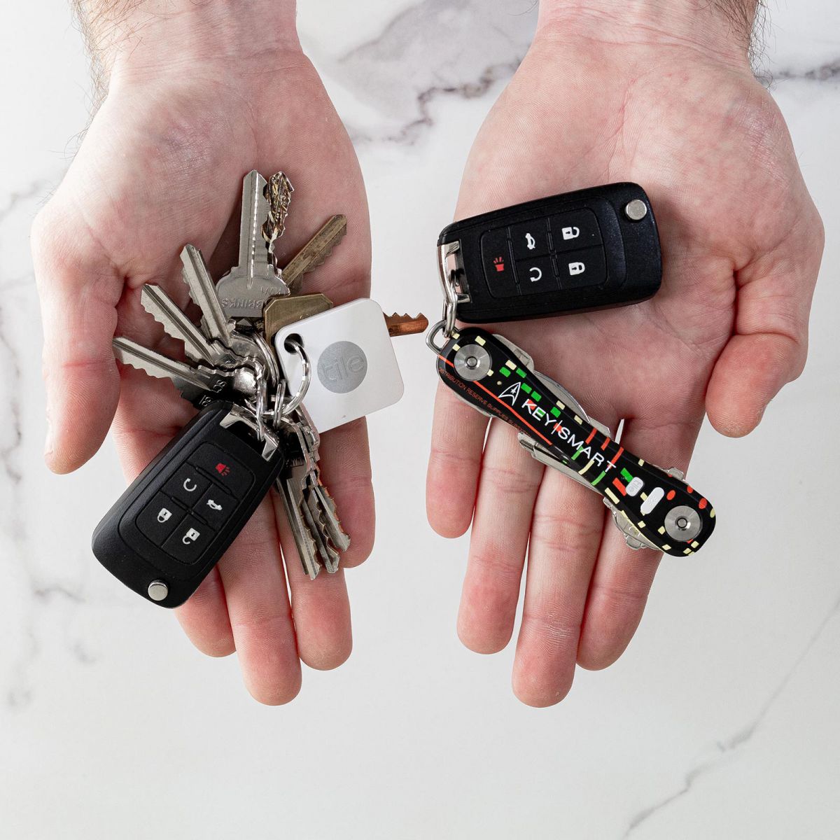 KeySmart Pro Compact Key Holder with Tile Smart Location Up to 14 Keys Star Trek The Original Series Blades