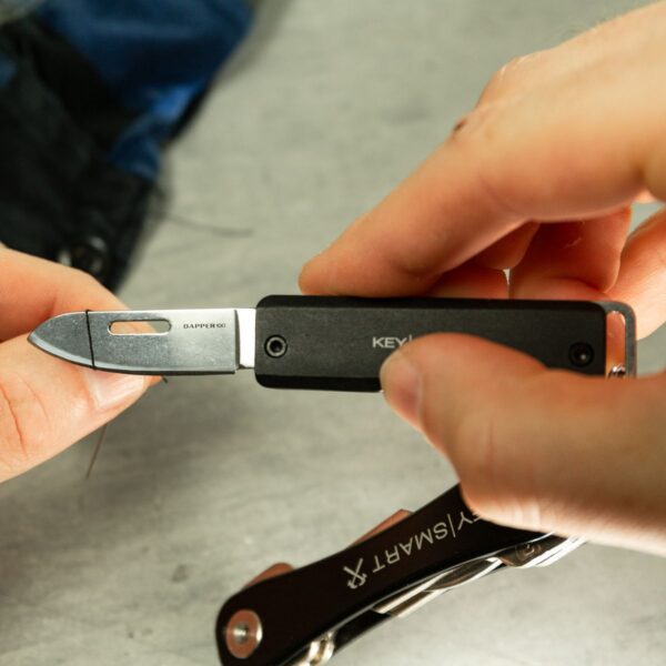 KeySmart Dapper 100 | Slim Keychain Gentleman's Knife - Image 6