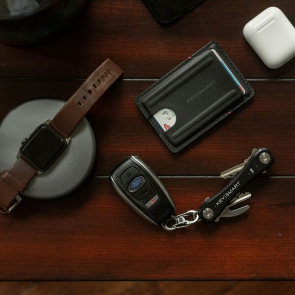 KeySmart Urban Slim Wallet (Black EXT / Red INT) - Image 5