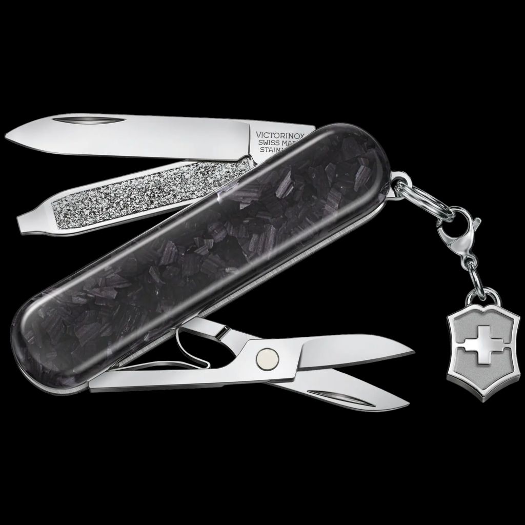 Victorinox Classic SD Brilliant Carbon in Carbon - 0.6221.90