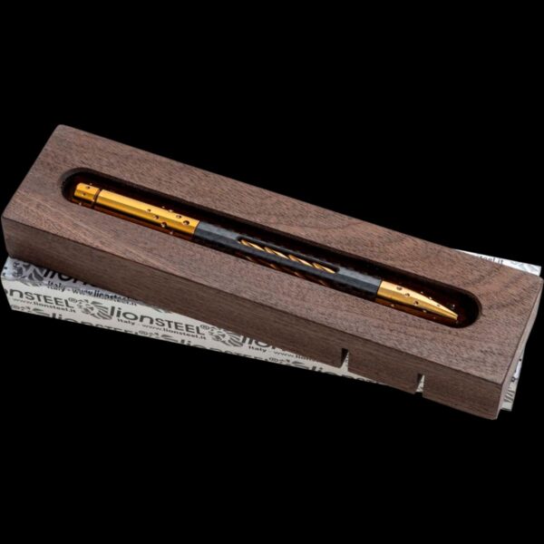 lionSTEEL Nyala Pen - Carbon Fibre / Bronze - Image 2