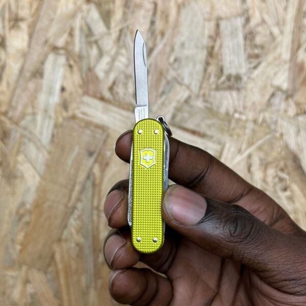 Victorinox Classic SD Alox Limited Edition 2023 - Electric Yellow - Image 2