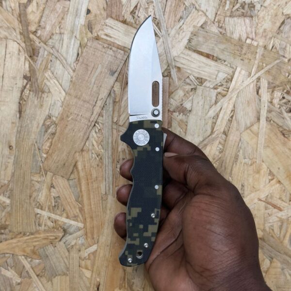 Demko AD20.5 - Clip Point Digi Camo - Image 2