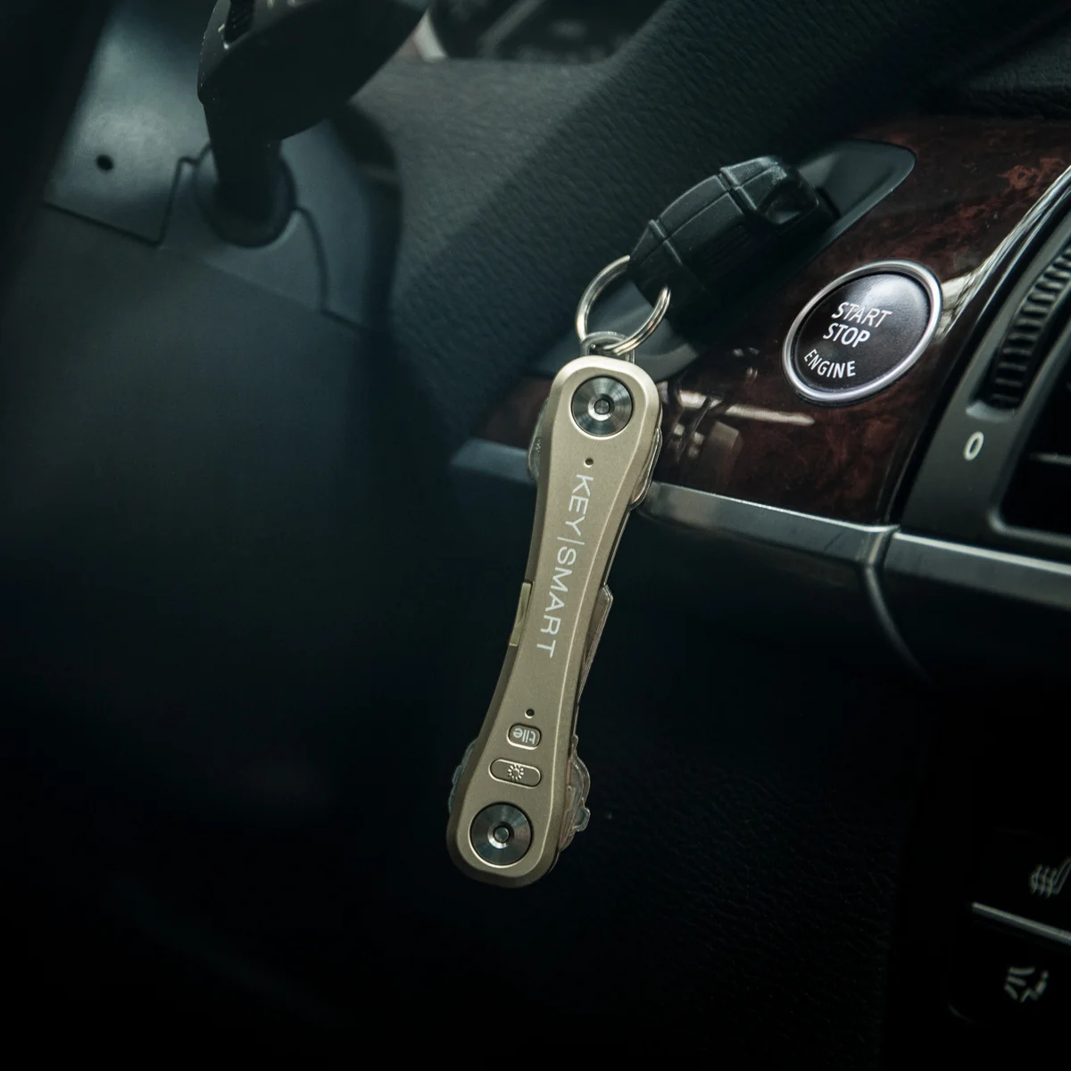 KeySmart Pro | Compact Key Holder with Tile Smart Location (Up to 10 Keys, Gold) - Image 2