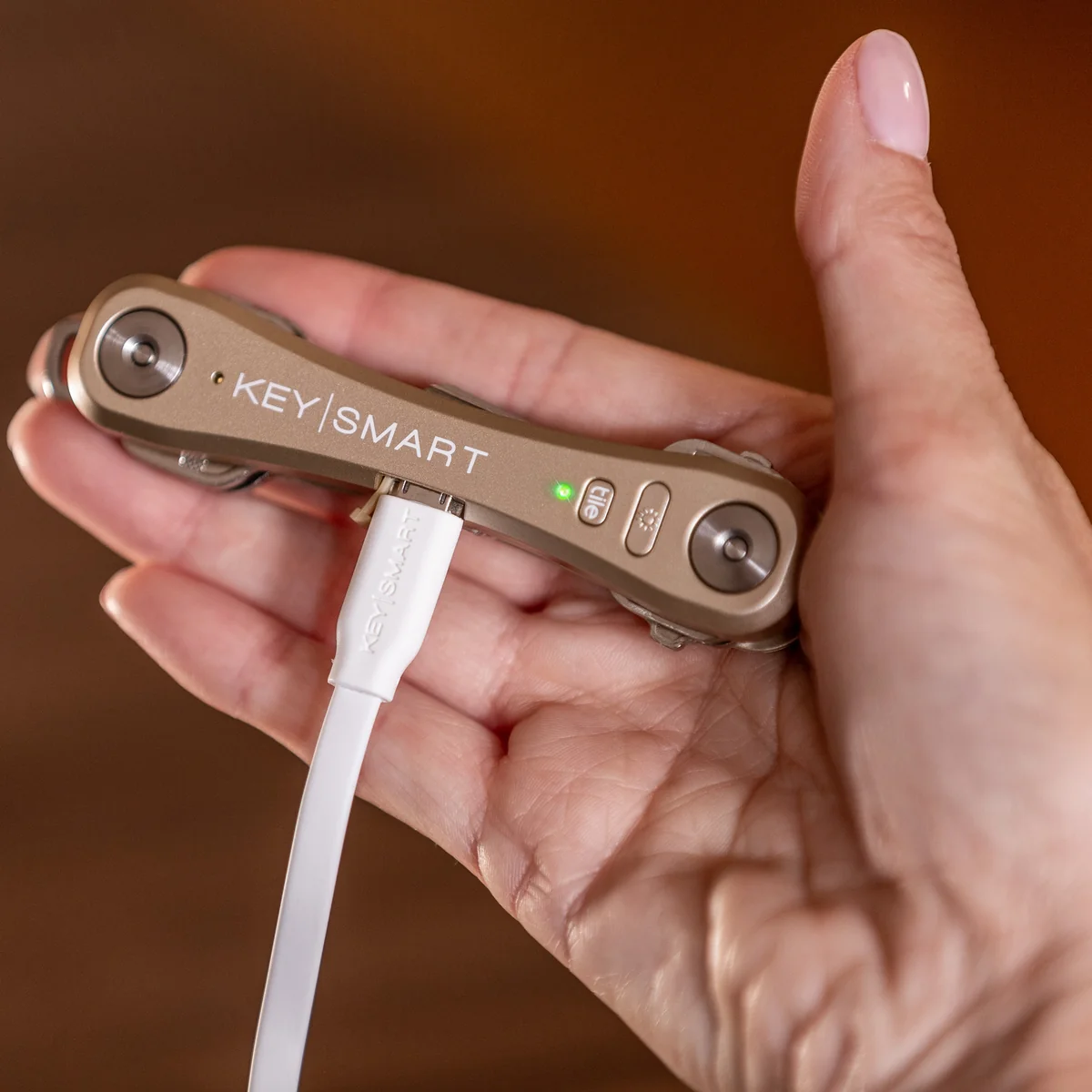 KeySmart Pro | Compact Key Holder with Tile Smart Location (Up to 10 Keys, Gold) - Image 3