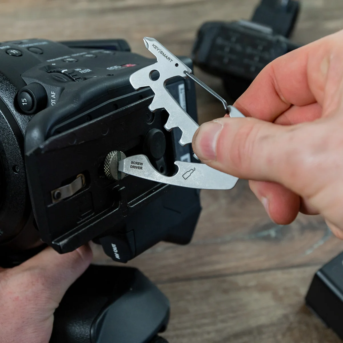 KeySmart Alltul Multitool Animal Series | Stainless Steel | Raptor - Image 5