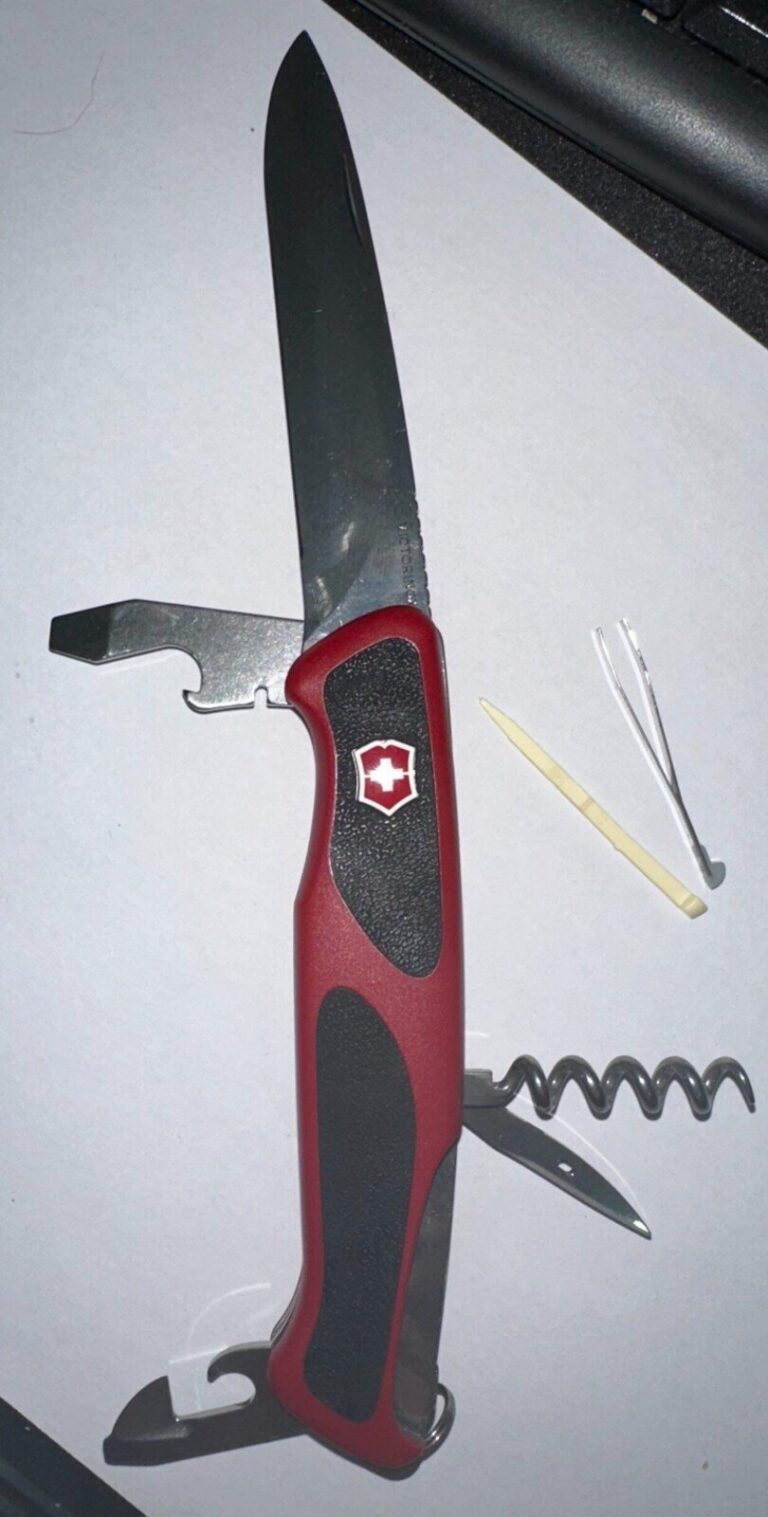 Victorinox Rangergrip 68 Red & Black (S&D Grade - Overall: B)