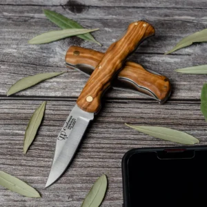 Alternative view of Cudeman Mikra Olive Wood