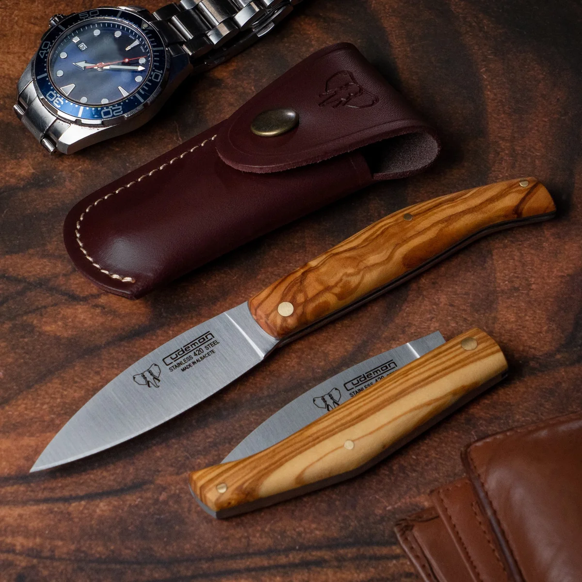 Cudeman Medium Olive Wood Outdoor Pocket Knife w/Sheath - Image 3