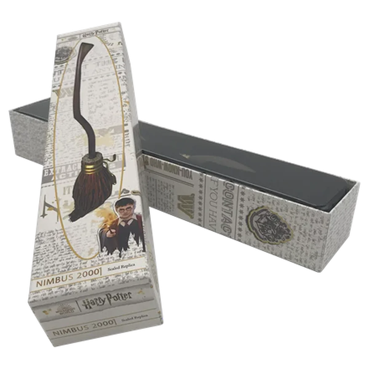 Factory Entertainment Harry Potter - Nimbus 2000 Scaled Prop Replica - Image 6