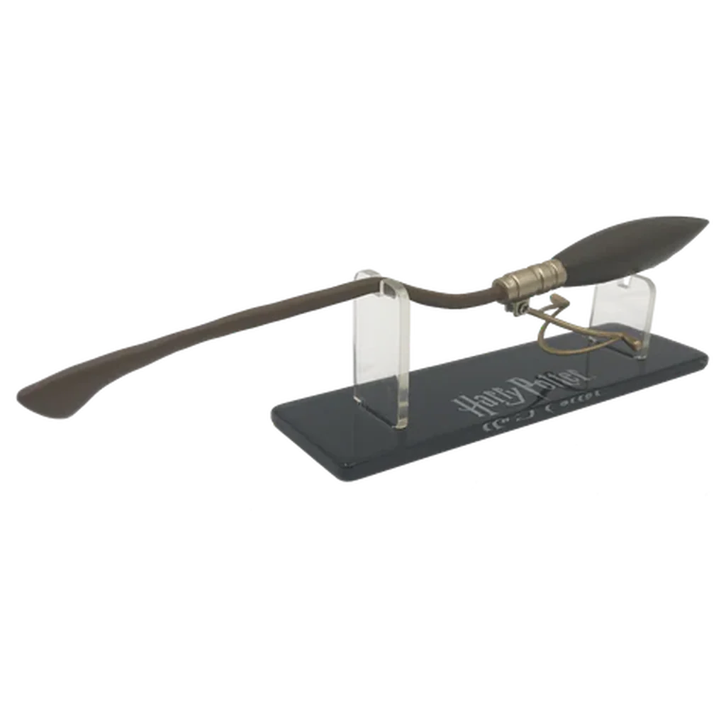 Factory Entertainment Harry Potter - Nimbus 2000 Scaled Prop Replica