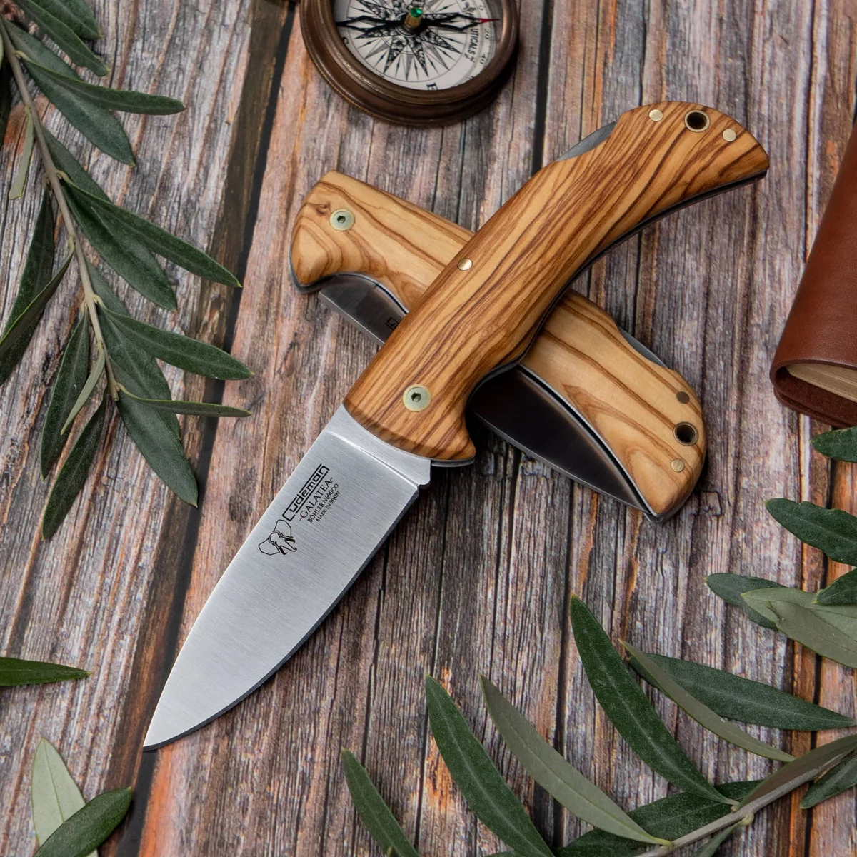 Cudeman Olive Wood Back Lock Folder - Image 2