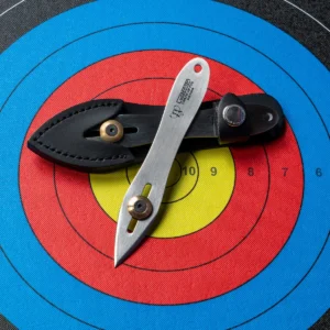 Alternative view of Cudeman Throwing Knife
