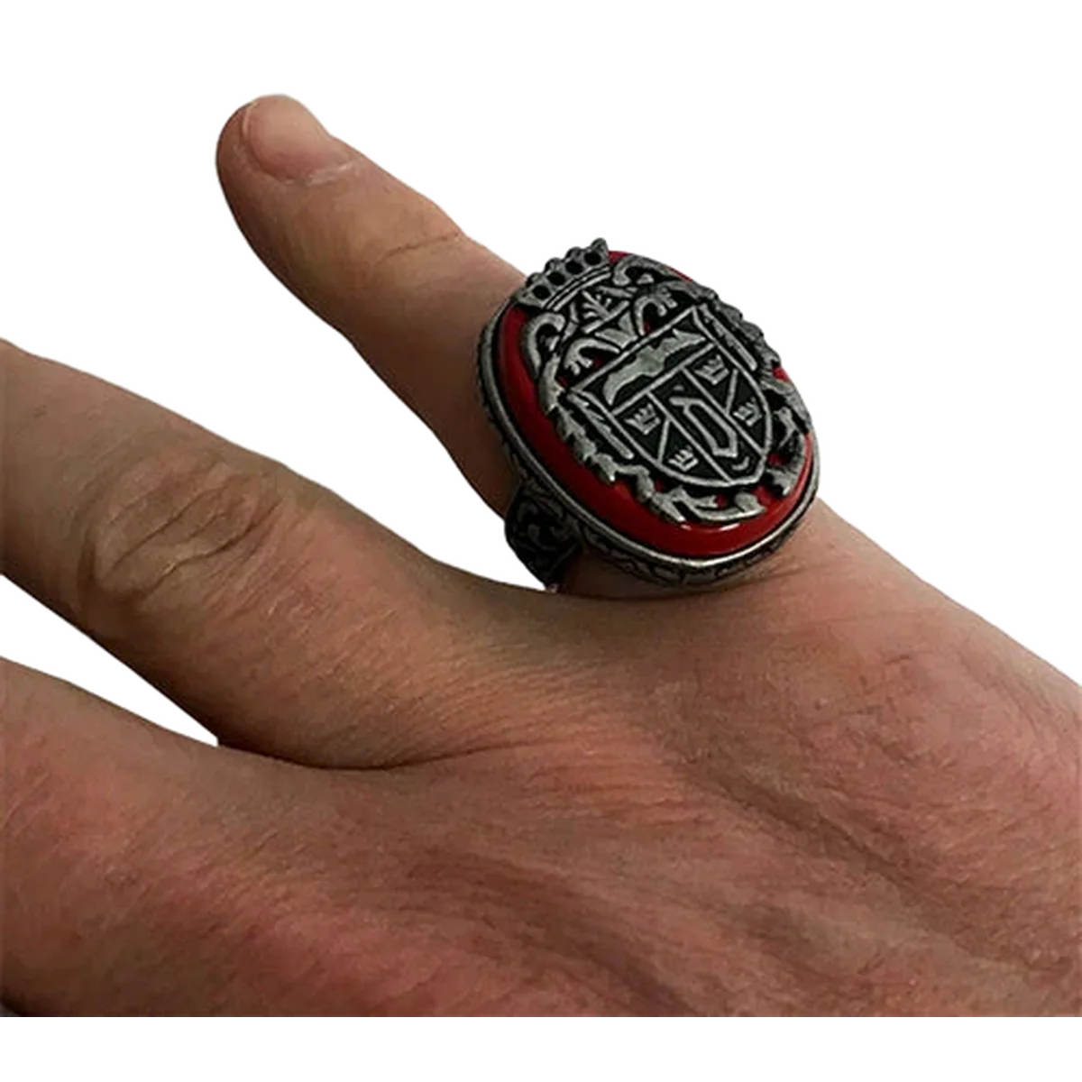 Factory Entertainment Universal Monsters - The Ring of Dracula Collector Edition Prop Replica - Image 2