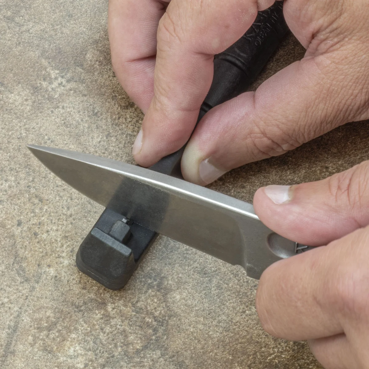 KA-BAR Sharpener - Image 2