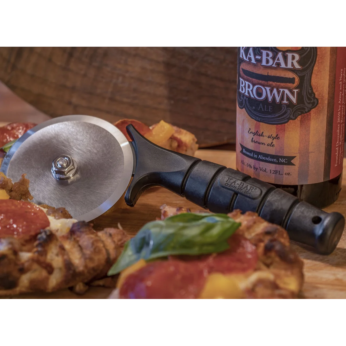 KA-BAR 'Za-Saw Pizza Cutter - Image 3