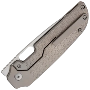 Alternative view of Kizer Varatas