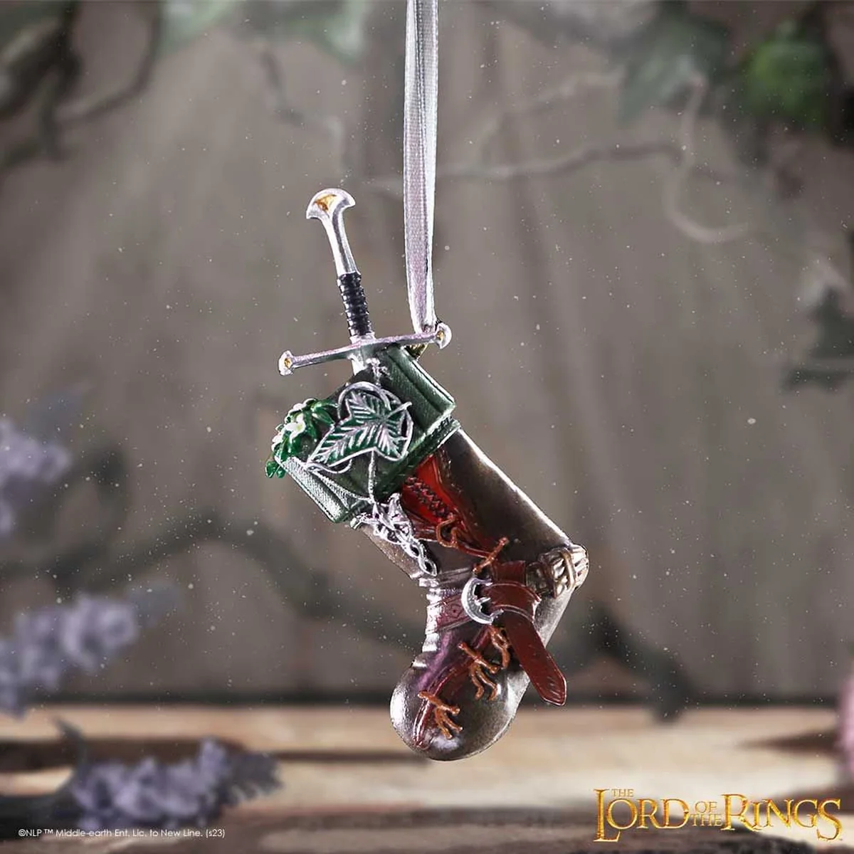 Nemesis Now Lord of the Rings Collectible Aragorn Stocking Hanging Ornament 9cm - Image 7